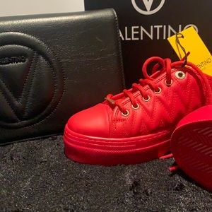 Valentino sneakers sz 8